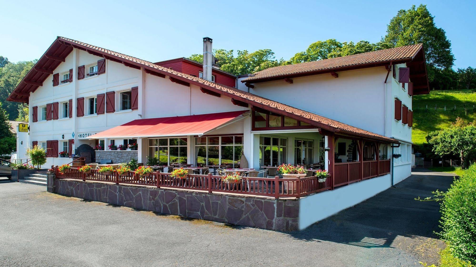 Logis Hotel Ur-Hegian Ainhoa Exterior photo
